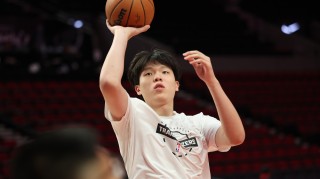 继续练级！拓记：杨瀚森大概率将再次前往混音队参加主场比赛